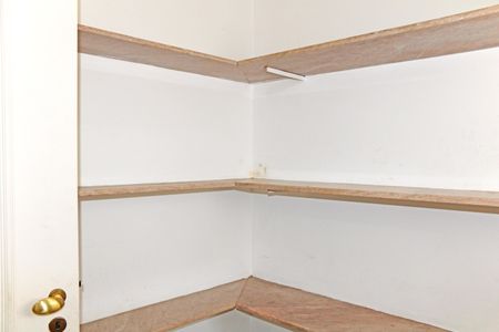 Casa de condomínio para alugar com 250m², 3 quartos e 2 vagasDespensa