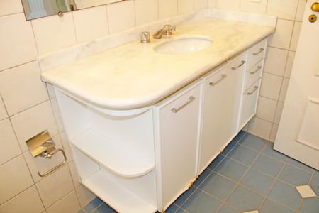 Casa de condomínio para alugar com 250m², 3 quartos e 2 vagasBanheiro da Suíte