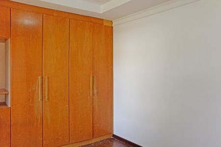 Casa de condomínio para alugar com 250m², 3 quartos e 2 vagasQuarto  2