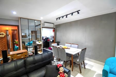 Sala de casa para alugar com 3 quartos, 225m² em Santo Amaro, São Paulo