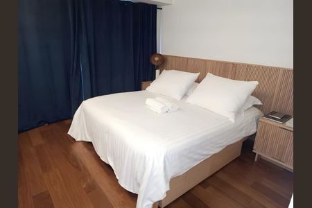 Suíte de apartamento para alugar com 2 quartos, 132m² em Vila Madalena, São Paulo