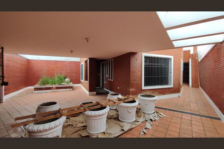 Casa à venda com 180m², 3 quartos e 3 vagasGaragem