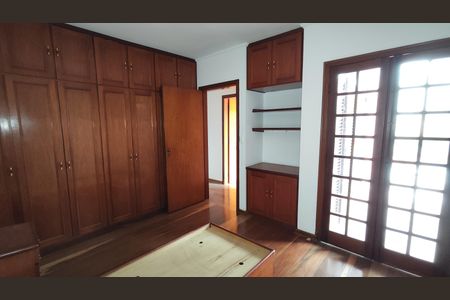 Casa à venda com 180m², 3 quartos e 3 vagasQuarto 2