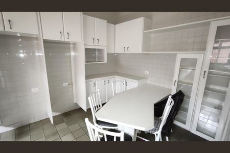 Casa à venda com 180m², 3 quartos e 3 vagasCozinha