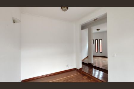 Casa à venda com 180m², 3 quartos e 3 vagasSala 2