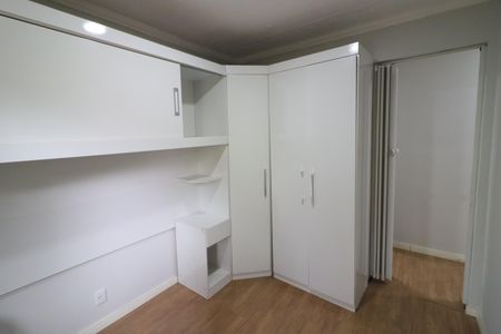 Quarto 1 de apartamento para alugar com 2 quartos, 42m² em São Pedro, Osasco