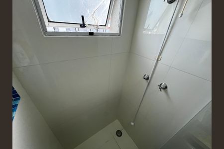 Apartamento à venda com 50m², 2 quartos e 1 vaga Apartamento à venda com 50m², 2 quartos e 1 vagaBanheiro
