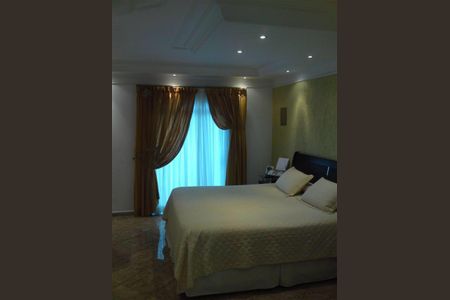 Foto 03 de casa à venda com 4 quartos, 330m² em Vila Antonieta, São Paulo