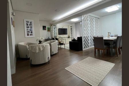 Apartamento à venda com 128m², 3 quartos e 2 vagasSala