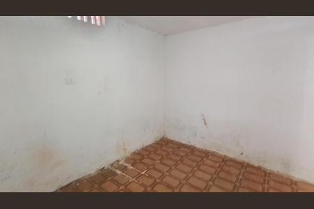 Quarto de casa para alugar com 1 quarto, 35m² em Jardim Monte Cristo, Suzano