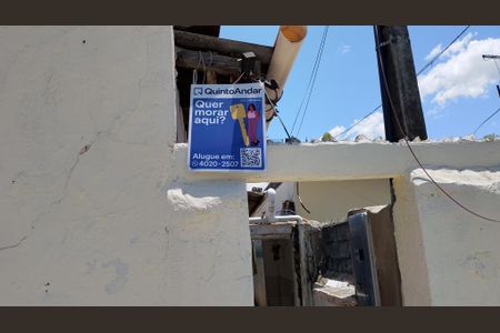 Fachada  de casa para alugar com 1 quarto, 35m² em Jardim Monte Cristo, Suzano