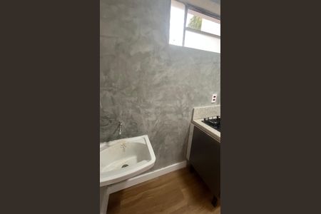 Cozinha e Área de Serviço de apartamento para alugar com 1 quarto, 28m² em Taquaral, Campinas