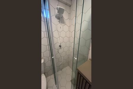 Banheiro de apartamento para alugar com 1 quarto, 28m² em Taquaral, Campinas