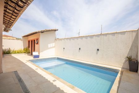 Casa à venda com 377m², 3 quartos e 5 vagasÁrea comum - Piscina