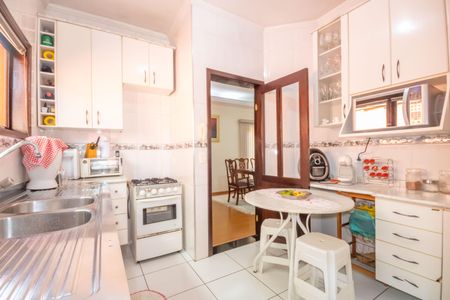 Casa à venda com 377m², 3 quartos e 5 vagasCozinha