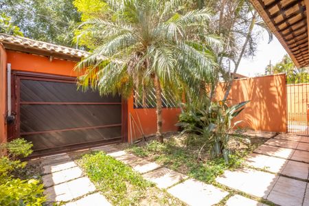 Casa à venda com 377m², 3 quartos e 5 vagasEntrada