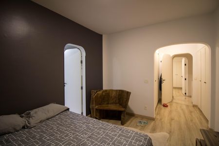 Apartamento à venda com 280m², 4 quartos e 4 vagas Apartamento à venda com 280m², 4 quartos e 4 vagasSuíte 4