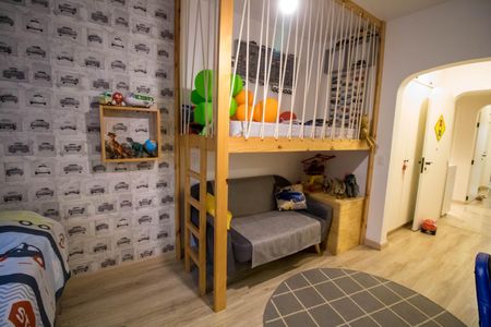 Apartamento à venda com 280m², 4 quartos e 4 vagas Apartamento à venda com 280m², 4 quartos e 4 vagasSuíte 2