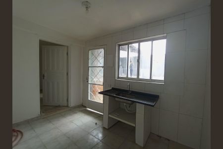 Casa para alugar com 1 quarto, 45m² em Jardim Santo Elias, São Paulo