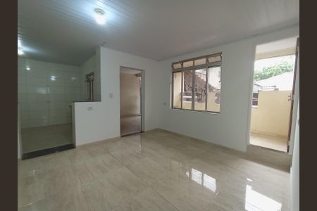 Casa para alugar com 1 quarto, 70m² em Jardim Santo Elias, São Paulo