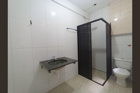 Casa para alugar com 2 quartos, 90m² em Jardim Santo Elias, São Paulo