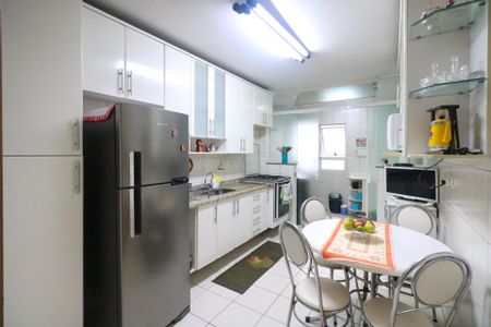 Apartamento à venda com 177m², 3 quartos e 2 vagasCozinha