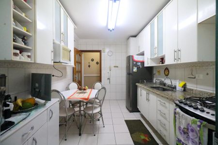 Apartamento à venda com 177m², 3 quartos e 2 vagasCozinha