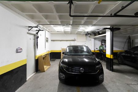 Casa de condomínio à venda com 181m², 3 quartos e 2 vagas Casa de condomínio à venda com 181m², 3 quartos e 2 vagasGaragem