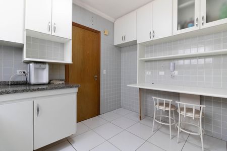 Casa de condomínio à venda com 181m², 3 quartos e 2 vagas Casa de condomínio à venda com 181m², 3 quartos e 2 vagasCozinha