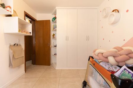 Casa de condomínio à venda com 181m², 3 quartos e 2 vagas Casa de condomínio à venda com 181m², 3 quartos e 2 vagasQuarto 1