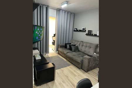 Sala de apartamento à venda com 3 quartos, 75m² em Vila Paulo Silas, São Paulo