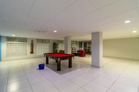 Apartamento para alugar com 50m², 1 quarto e 1 vaga Apartamento para alugar com 50m², 1 quarto e 1 vagaSala de Jogos
