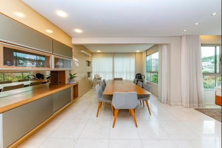 Sala de apartamento à venda com 4 quartos, 152m² em Buritis, Belo Horizonte