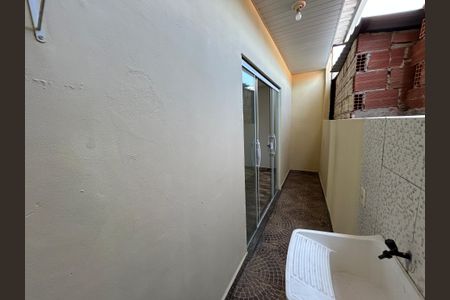 Casa para alugar com 30m², 1 quarto e sem vagaÁrea de Serviço