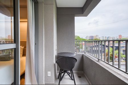 Sacada de apartamento para alugar com 1 quarto, 23m² em Indianópolis, São Paulo