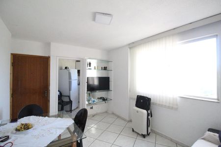Sala de apartamento para alugar com 2 quartos, 48m² em Jacarepaguá, Rio de Janeiro