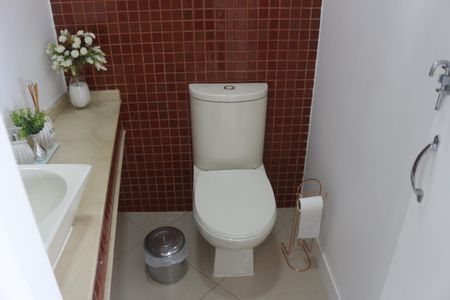 Apartamento à venda com 192m², 2 quartos e 2 vagasLavabo