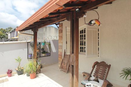 Casa para alugar com 154m², 3 quartos e 2 vagasÁrea Externa