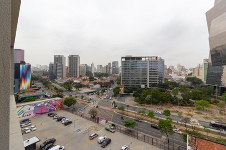 Vista/Varanda de kitnet/studio à venda com 1 quarto, 30m² em Pinheiros, São Paulo