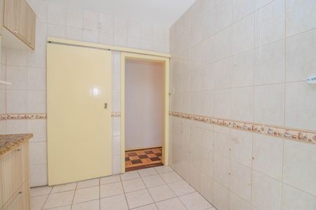 Apartamento à venda com 77m², 2 quartos e sem vaga Apartamento à venda com 77m², 2 quartos e sem vagaCozinha e Área de Serviço