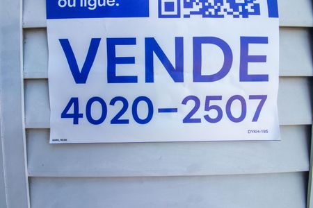 Apartamento à venda com 77m², 2 quartos e sem vaga Apartamento à venda com 77m², 2 quartos e sem vagaPlaquinha