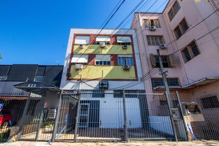 Apartamento à venda com 77m², 2 quartos e sem vaga Apartamento à venda com 77m², 2 quartos e sem vagaFachada