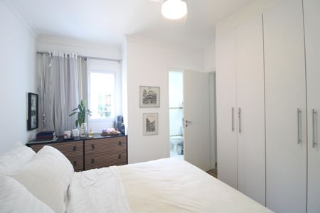 Casa à venda com 170m², 3 quartos e 2 vagasSuíte 2