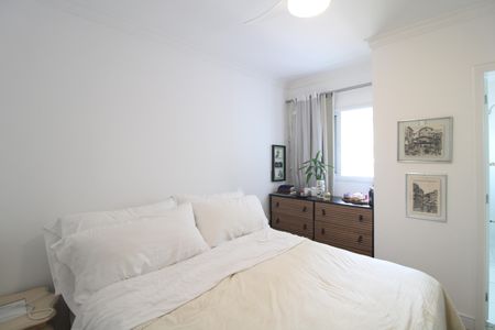 Casa à venda com 170m², 3 quartos e 2 vagasSuíte 2