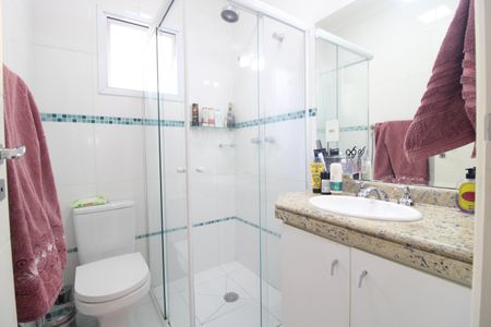 Casa à venda com 170m², 3 quartos e 2 vagasBanheiro da Suíte 1