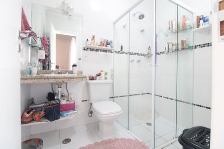 Casa à venda com 170m², 3 quartos e 2 vagasBanheiro da Suíte 3