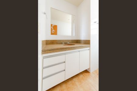 Apartamento à venda com 130m², 4 quartos e 1 vagaBanheiro social