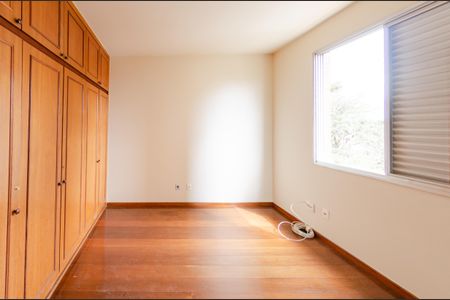 Apartamento à venda com 130m², 4 quartos e 1 vagaSuíte