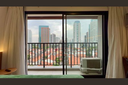 Sacada de kitnet/studio à venda com 1 quarto, 24m² em Pinheiros, São Paulo