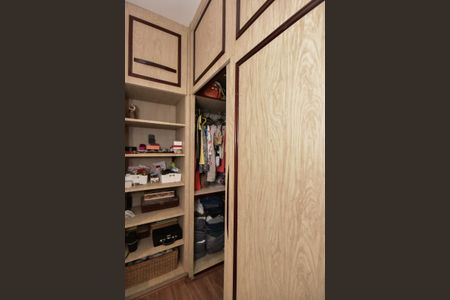 Apartamento à venda com 167m², 3 quartos e 3 vagasArmário da Suíte 3